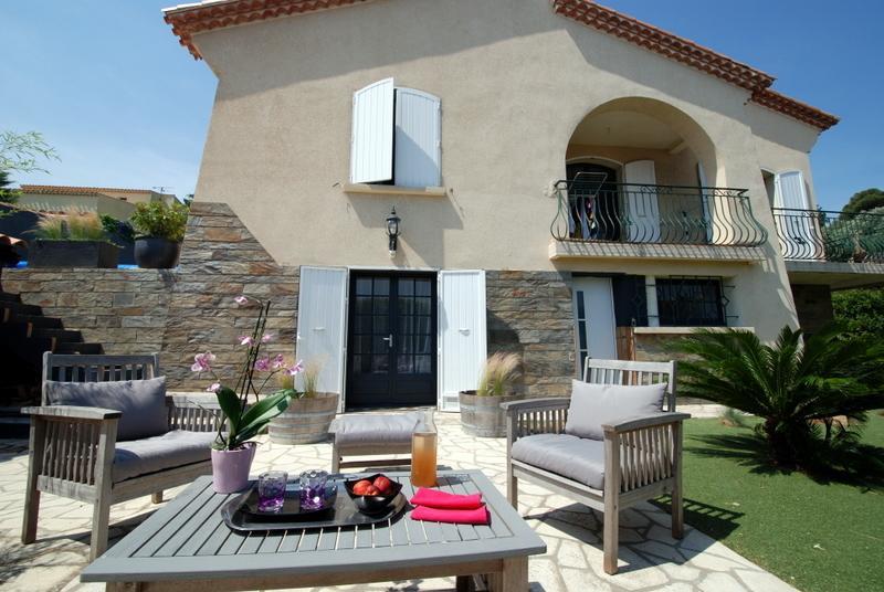 Bed and Breakfast Les Jardins De Galicia Sète Habitación foto